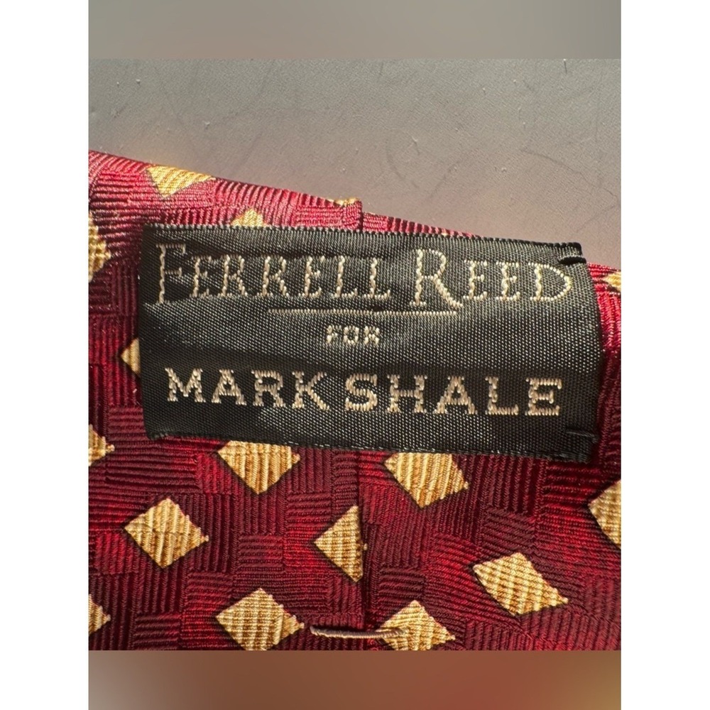 Mark Shale Necktie Farrell Reed Burgundy & Gold Geometric Street Office